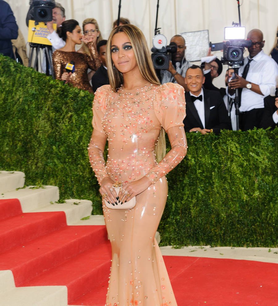Beyonce salutes official partnership with Women's March on Washington