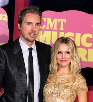 Kristen Bell confirms wedding with 'wife' tweet