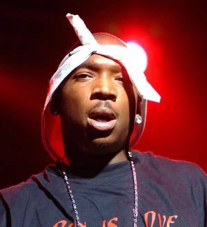 Ja Rule serves up Christmas show with The Game