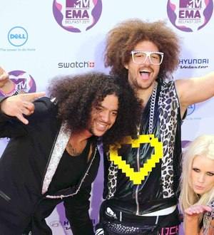 LMFAO's SkyBlu injured back doing the 'wiggle'