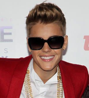 Justin Bieber facing surgery after cliff jump