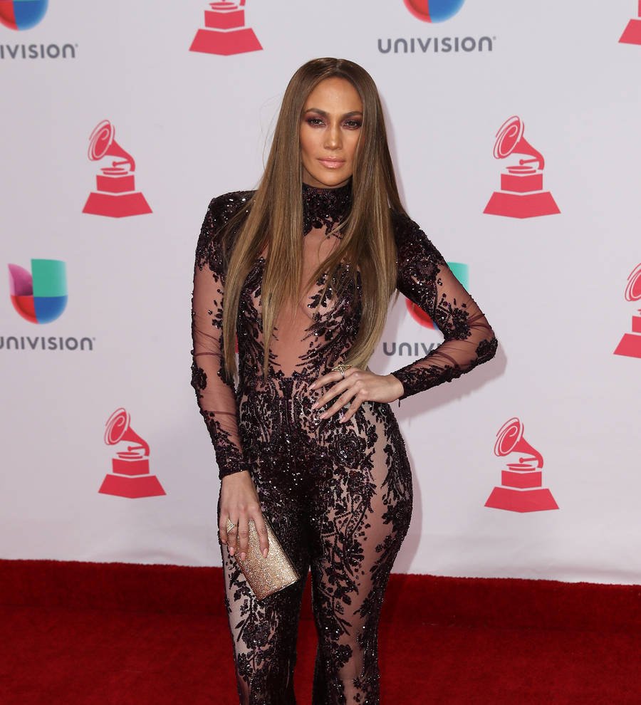 Jennifer Lopez cancels New Year's Eve party