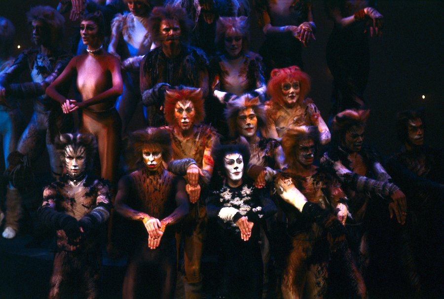 ICYMI: Idris Elba Joins Taylor Swift, James Corden, & More In The Cast for Film Adapation of 'Cats'!
