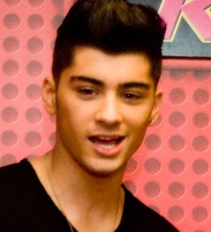 Fans scare off girl's One Direction date