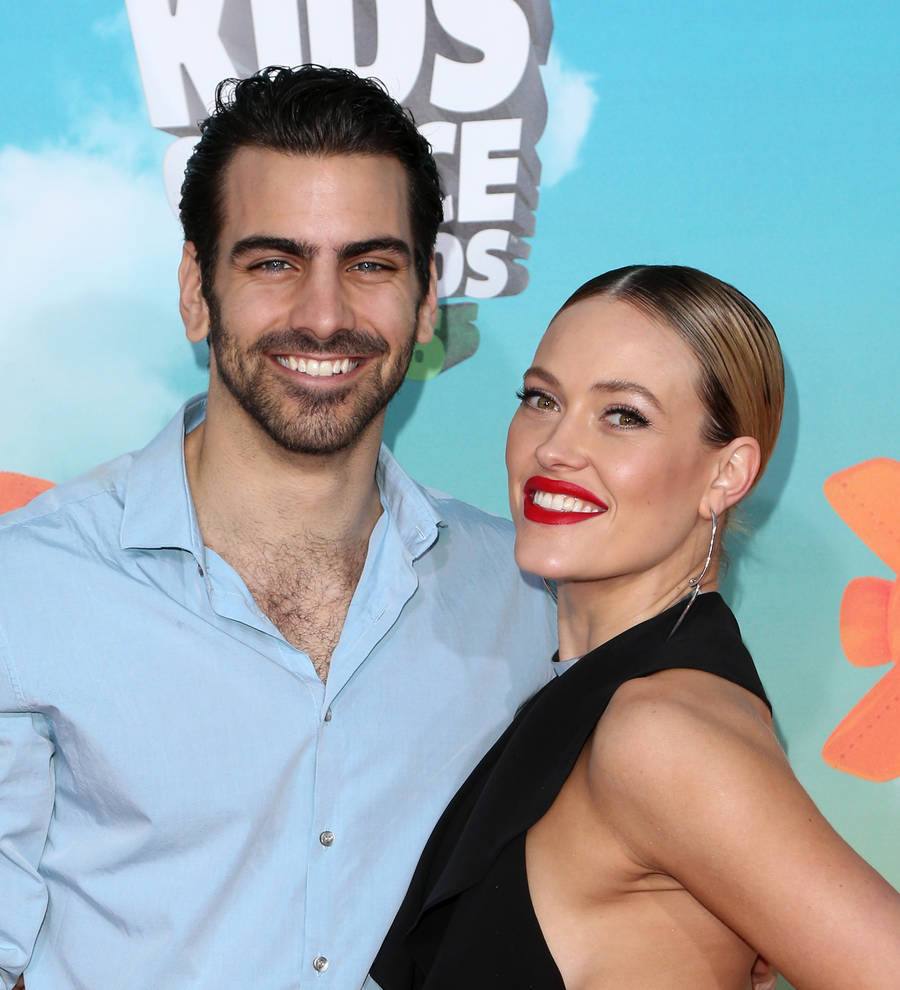 Deaf model Nyle DiMarco wins Dancing with the Stars