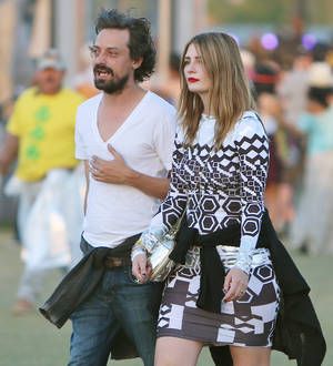 Mischa Barton's representative dismisses new engagement rumors