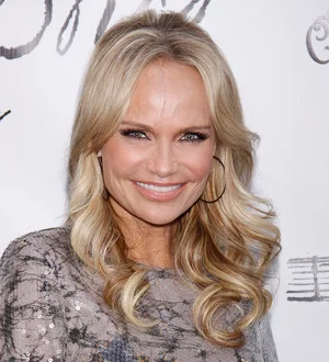 Kristin Chenoweth pulls out of premiere as she continues recovery