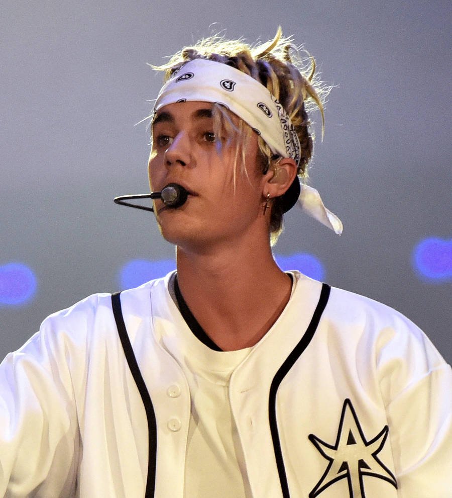 Justin Bieber to press on with Orlando show despite security concerns