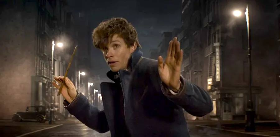 'Fantastic Beasts' Marks JK Rowling's Successful Transition From Author to Screenwriter!