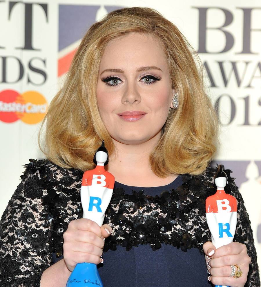 Adele thanks fans as new single breaks another video record
