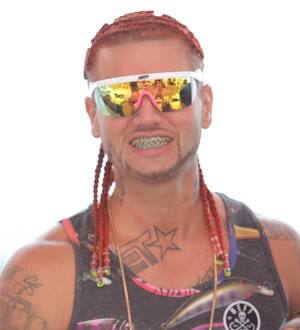 Riff Raff offers prom dates for,000
