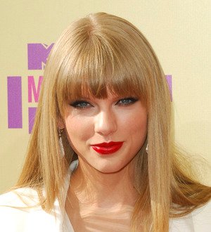 Taylor Swift to unveil song dedicated to cancer kid at charity telethon