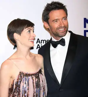 Anne Hathaway wanted to bleed in Les Miserables