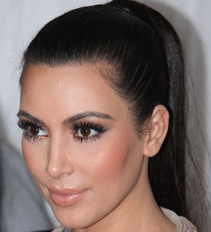 Kim Kardashian buys Elizabeth Taylor's bracelets