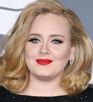 Adele's Bond theme enters iTunes charts
