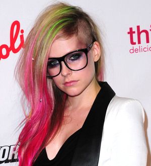Avril Lavigne covering fiance's track for new movie