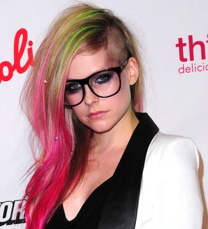 Avril Lavigne covering fiance's track for new movie