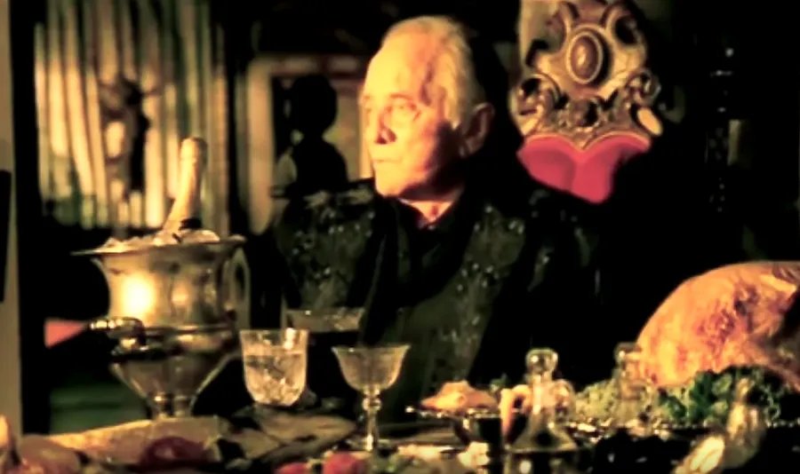 SUNDAY MUSIC VID: Johnny Cash "Hurt"