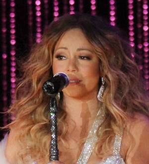 Mariah Carey assures PETA fur sling was fake