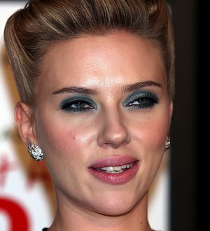Scarlett Johansson is a snake expert