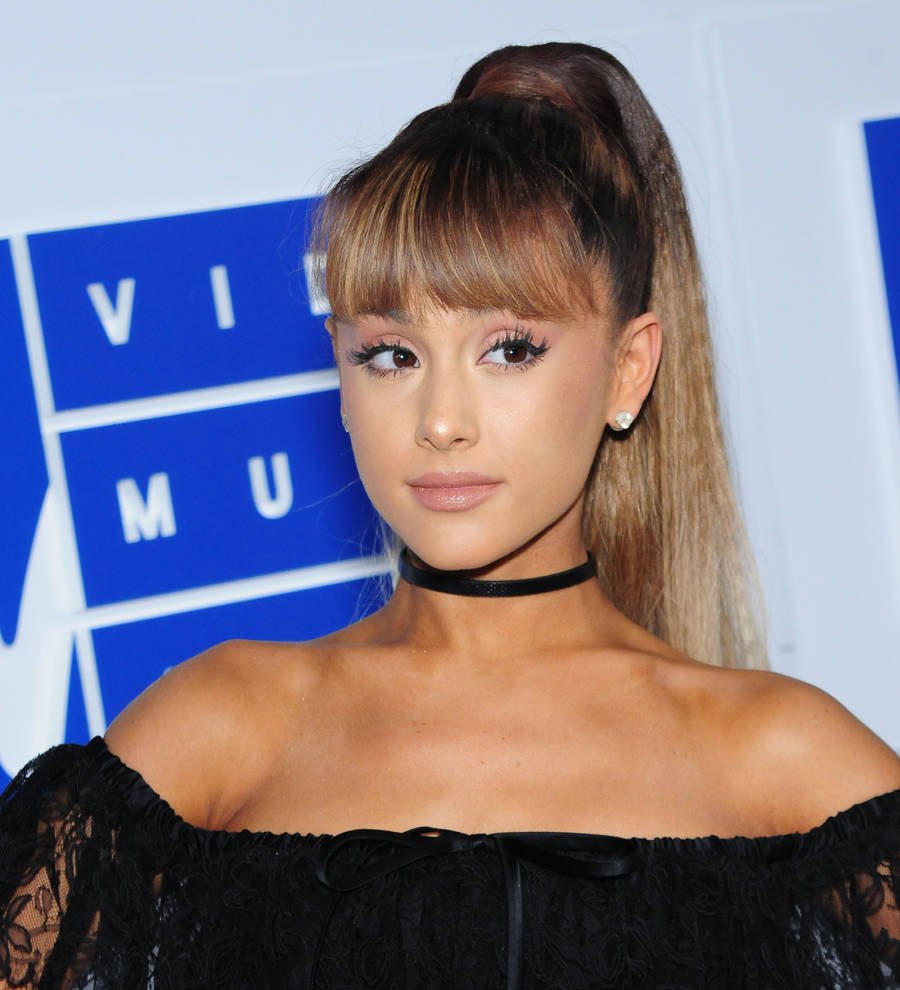 Ariana Grande: 'Yes, I'm dating Mac Miller'