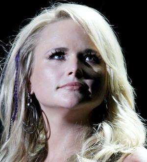 Miranda Lambert forms all-girl group