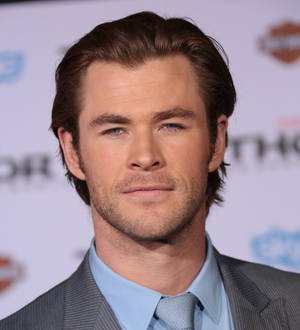 Starving Chris Hemsworth injures hand during martial art exercise