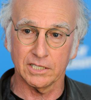 Larry David helps daughter in college move