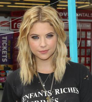 Ashley Benson laughs off co-star romance rumors