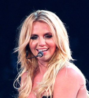 Britney Spears plucks boyfriend from crowd for sexy lap dance