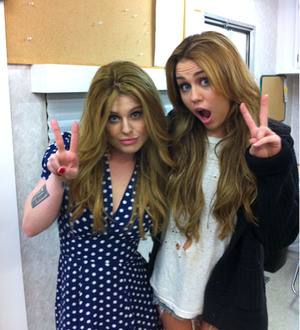 Kelly Osbourne plans party for Miley Cyrus