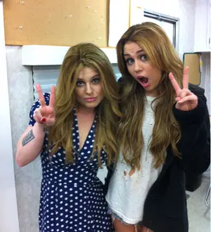 Kelly Osbourne plans party for Miley Cyrus
