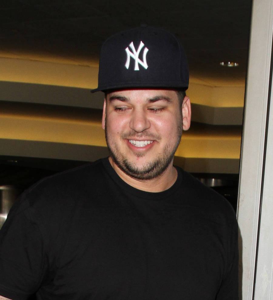 Rob Kardashian hands Blac Chyna the keys to new supercar