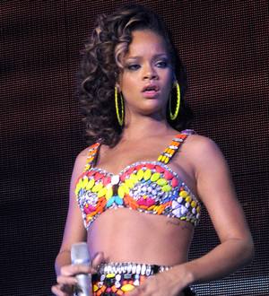 Rihanna's raunchy dance for U.K. TV host