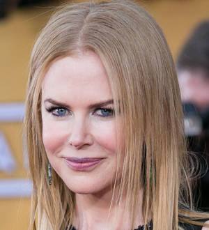 Nicole Kidman fights tears as she talks about father's death