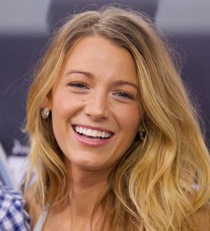 Blake Lively becomes the new face of L'Oreal Paris - report
