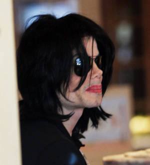 Wade Robson sets up charity for abuse victims