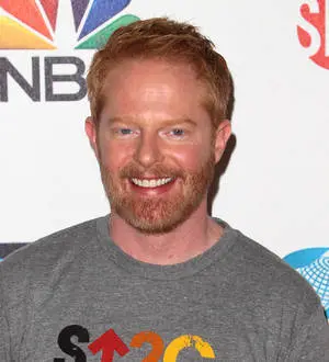 Modern Family star first 'came out' to dad during shoplifting drama