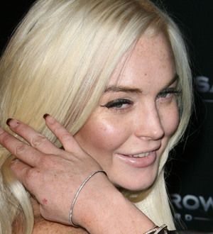 Lindsay Lohan's lawyer checking SNL sketches so as not to upset judge