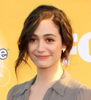 Emmy Rossum's rep denies engagement