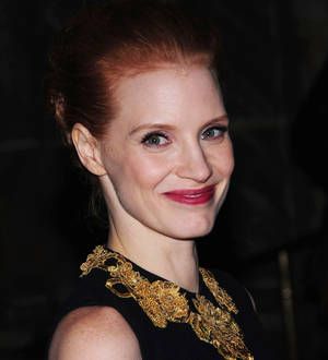 Jessica Chastain serenades reporter on birthday