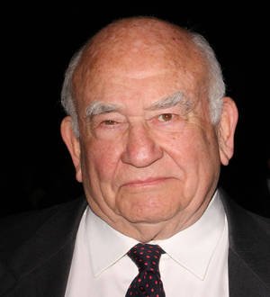Ed Asner files for divorce