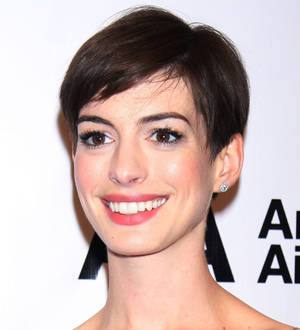 Anne Hathaway suffered conscience crisis working on Les Miserables