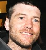 Worthington Is Happy and Homeless