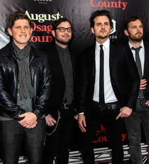 Kings of Leon cancel nine shows after tour bus accident