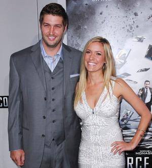 Cavallari back with ex-fiance Cutler?