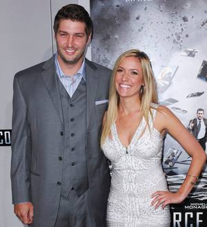 Cavallari back with ex-fiance Cutler?