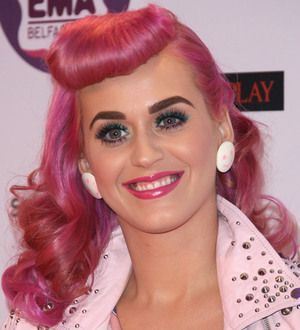 Katy Perry turns to Russell Brand for SNL hosting advice