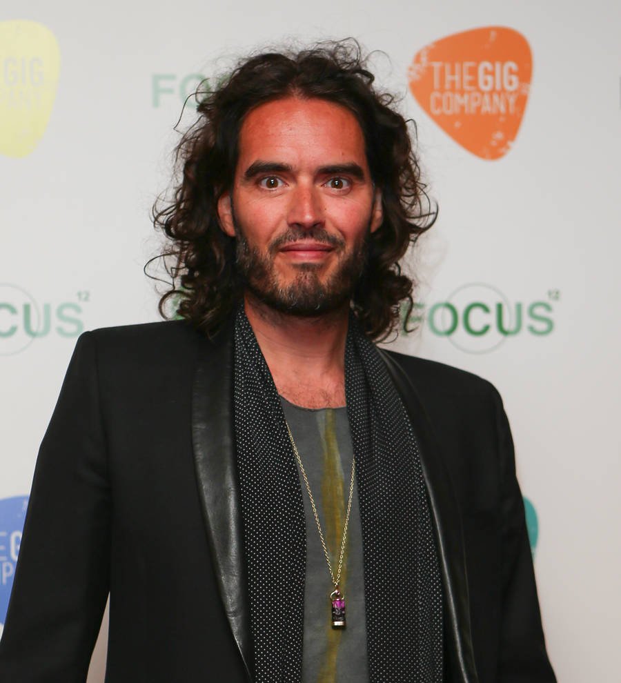 Russell Brand marries Laura Gallacher