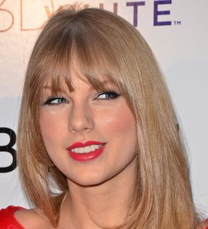 Taylor Swift & Amanda Seyfried in talks to join Les Miserables cast
